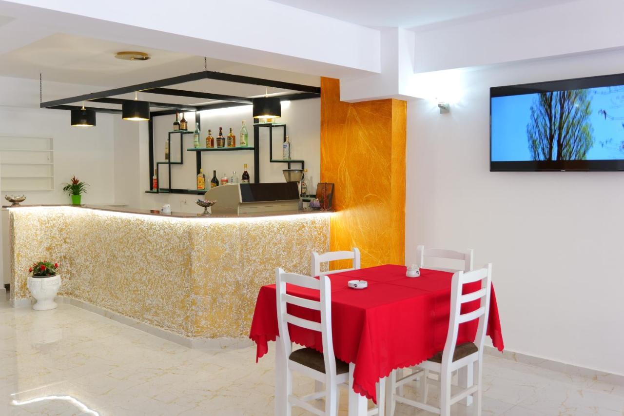 Elite Hotel Sarandë 外观 照片
