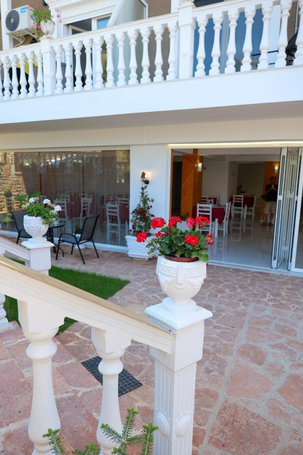 Elite Hotel Sarandë 外观 照片