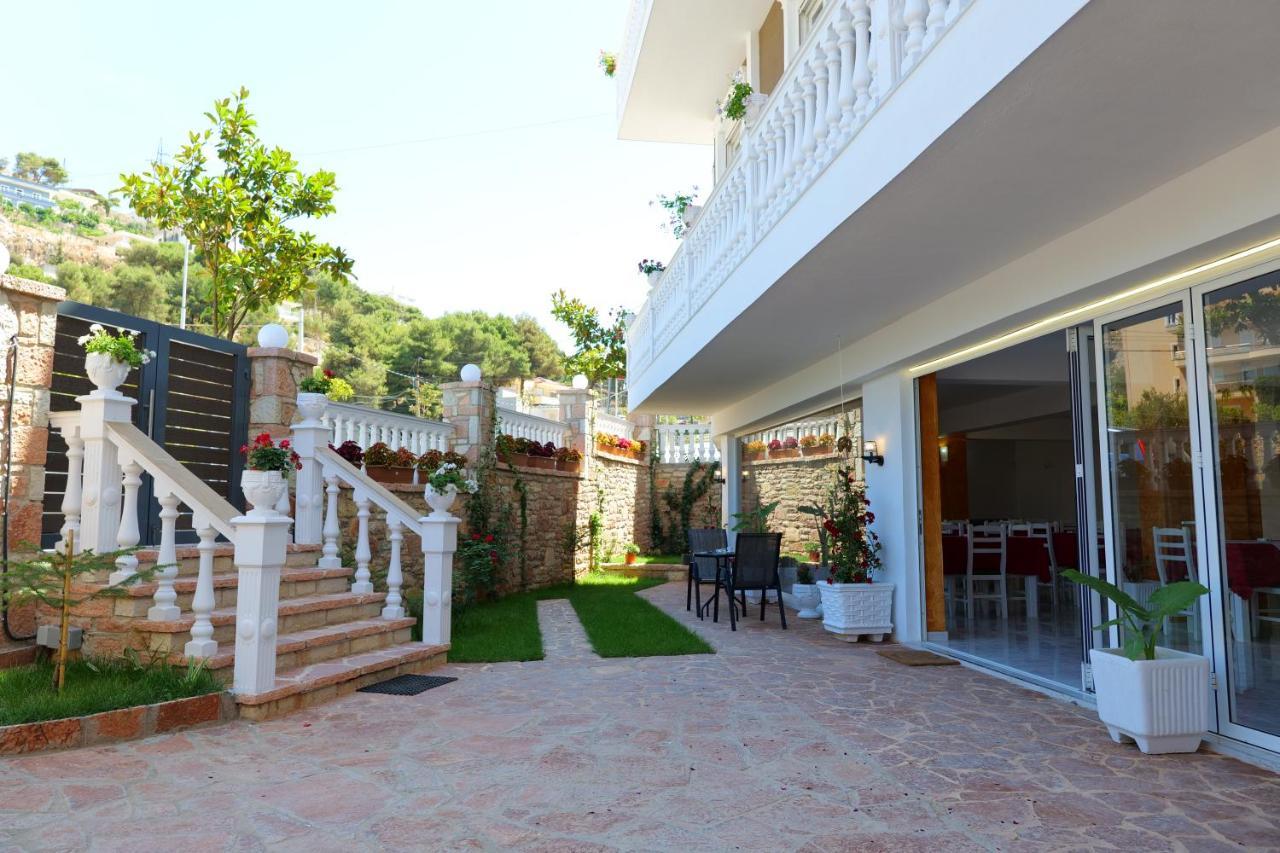 Elite Hotel Sarandë 外观 照片
