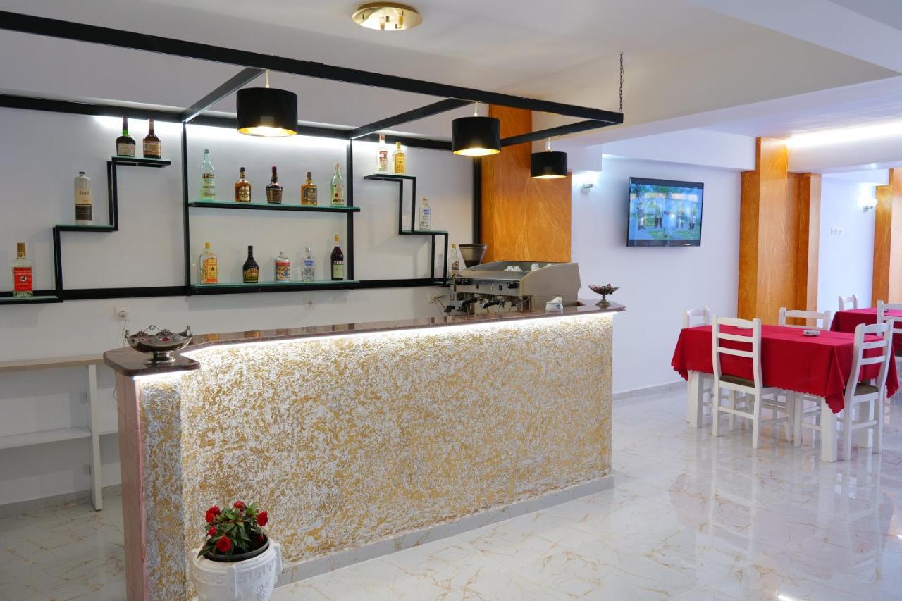 Elite Hotel Sarandë 外观 照片
