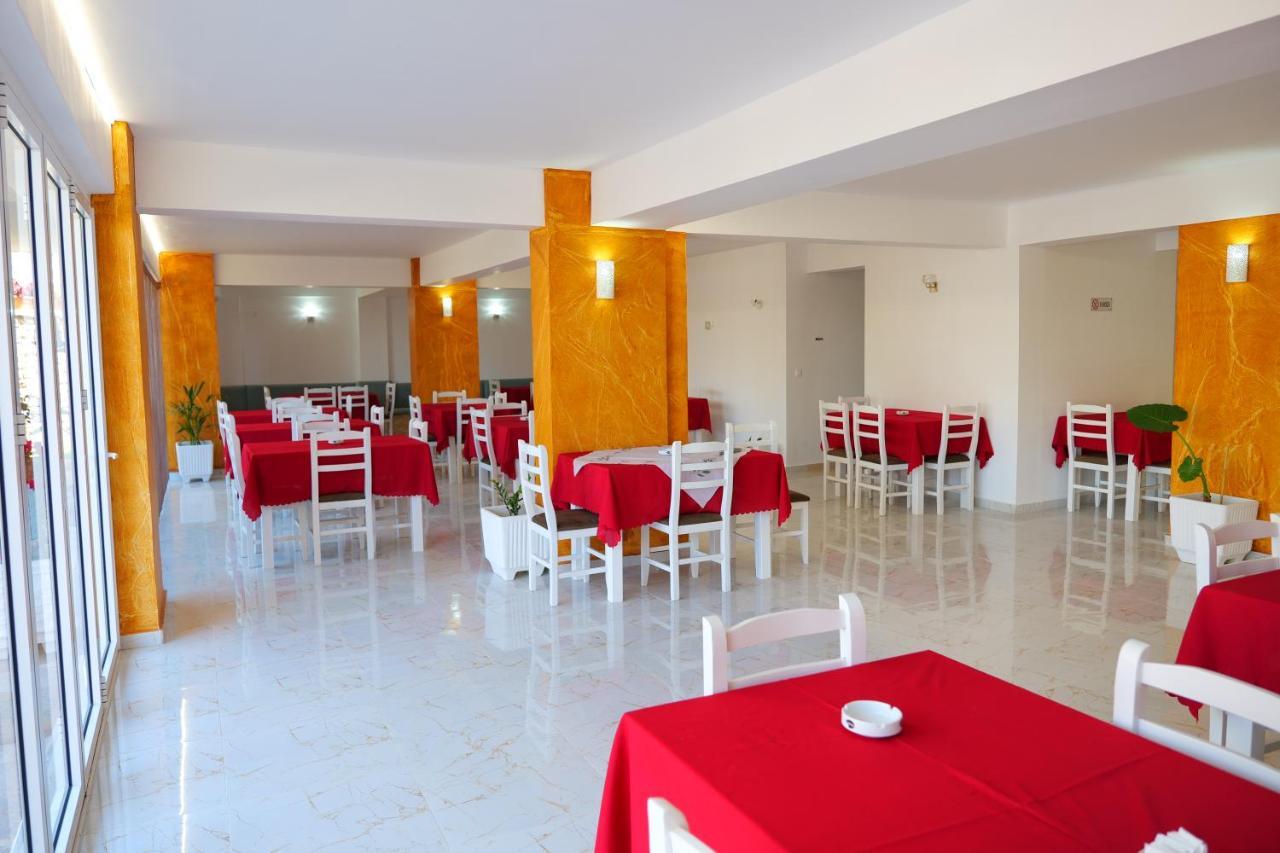 Elite Hotel Sarandë 外观 照片